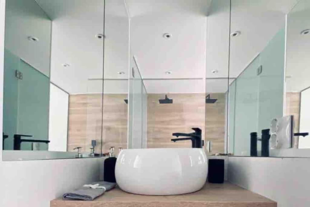 Unique Nyc Style Loft In The Heart Of Madridアパートメント エクステリア 写真